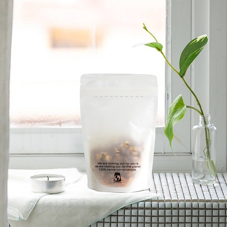 Adopter la durabilité : les avantages environnementaux des sacs compostables à domicile en PBS