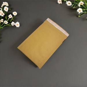 Enveloppes rembourrées en nid d'abeilles en papier entièrement compostables certifiées personnalisables