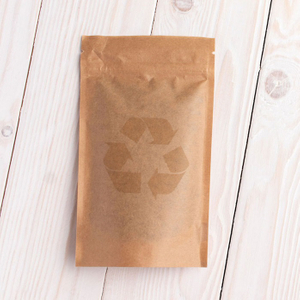 Barrière stand-up étanche de qualité alimentaire Piste de papier recyclé marron avec fermeture éclair