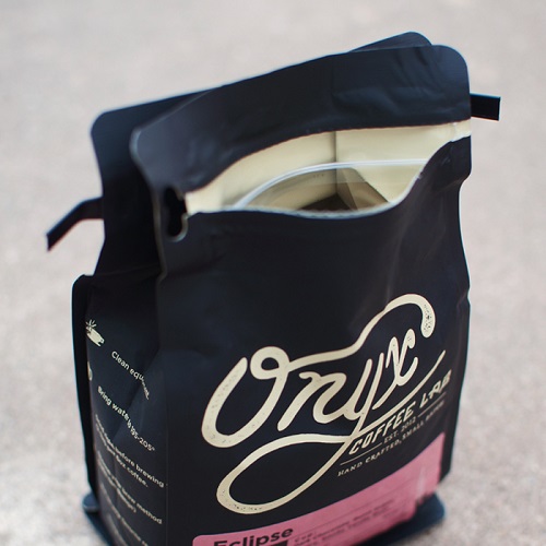 sacs de caf&eacute; scell&eacute;s