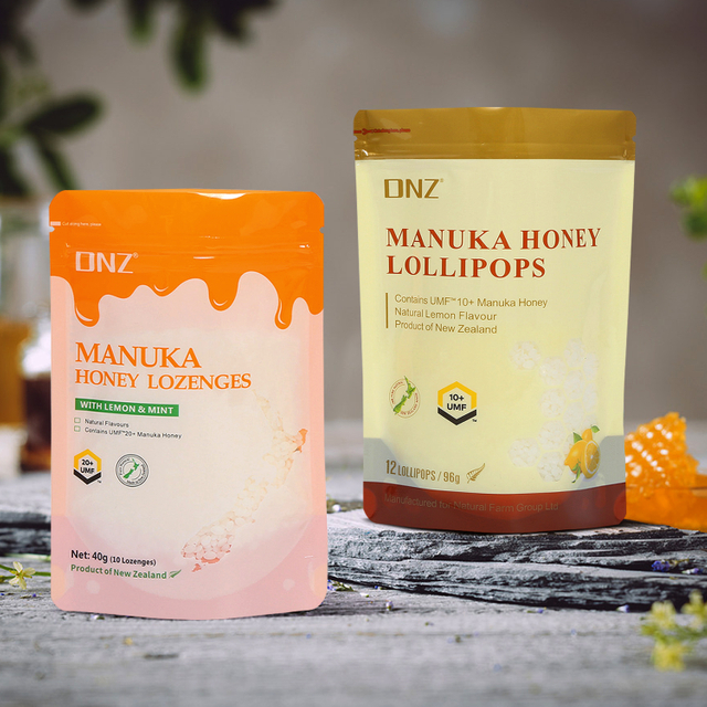 Les pochettes à fermeture éclair tiennent les sacs de bonbons compostables écologiques imprimés par coutume