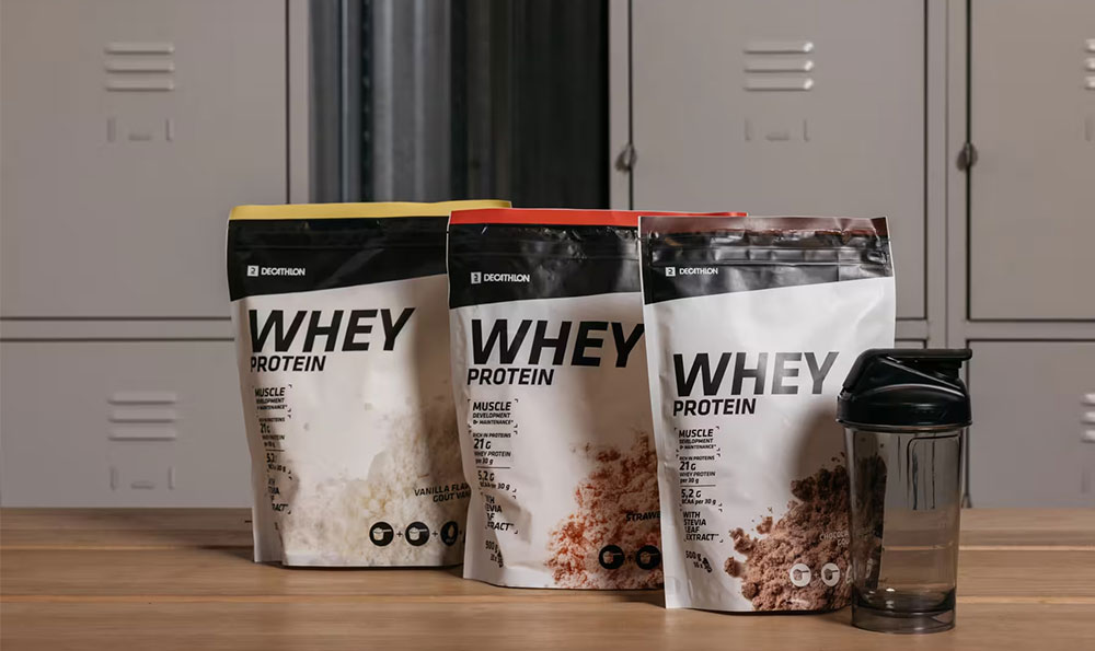 poudre de prot&eacute;ine en sachet debout.jpg